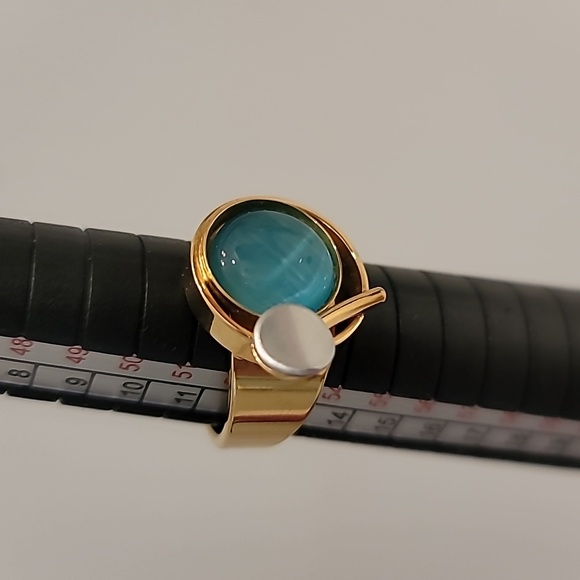 Artistic Ring - Picture 6 of 8